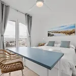 Ocean Views And Relax In Lanzarote Villa